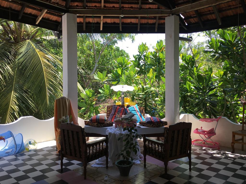 Hotel Lazy Bay Arugam Bay Esterno foto